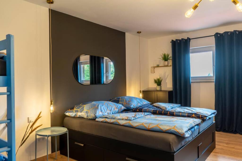 Modern Western - Blue * Eging