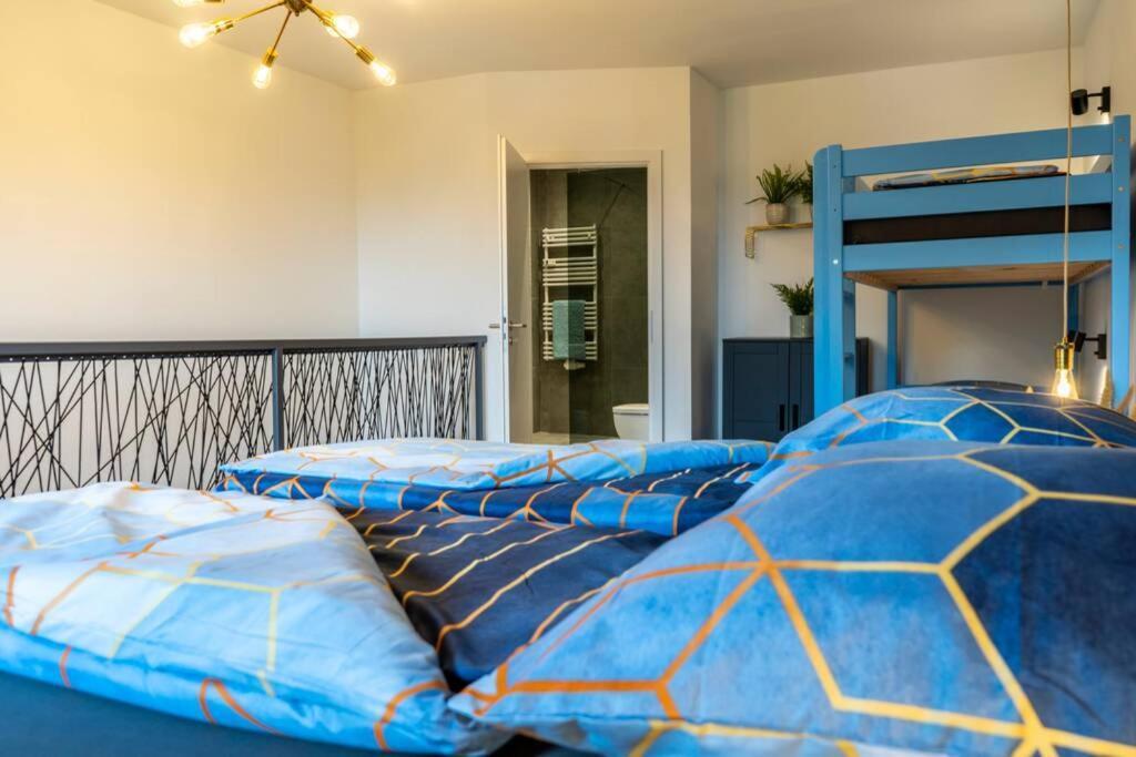 Apartment Modern Western - Blue